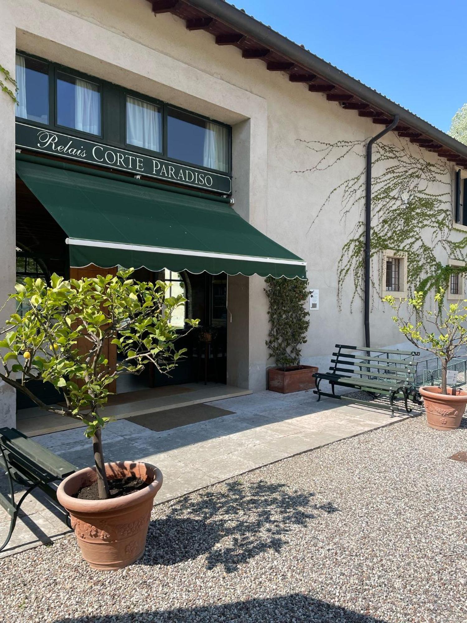 Relais Corte Paradiso Peschiera del Garda Exterior foto